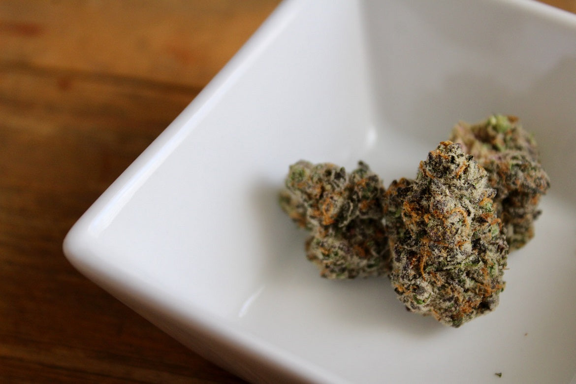 Jager OG strain buds on a white plate